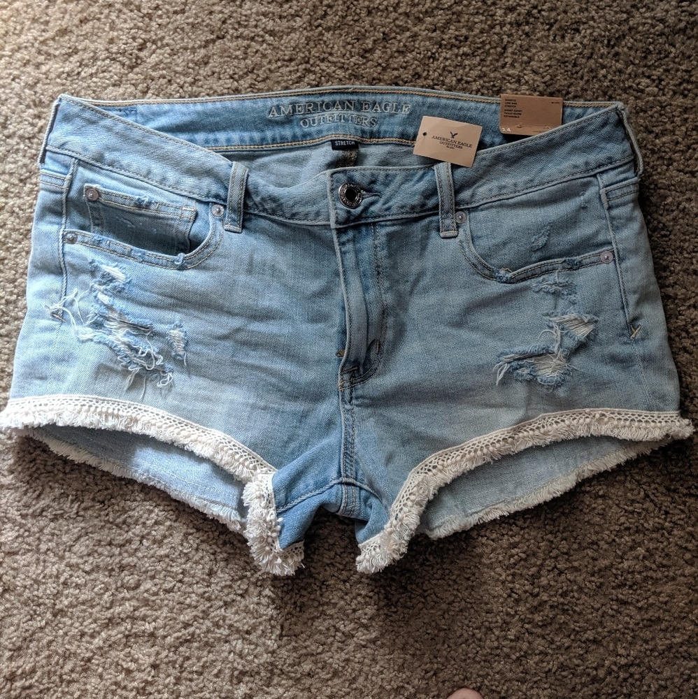 Low Rise NWT American Eagle Jean Shorts